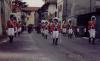 La "marcia" delle Cascine sta per sfilare al Borgo il martedi' mattina: l'allineamento impeccabile non e' solo per il fotografo!