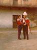 Diego Anr e Marco Favaro nel cortile della casa di Enrico Gillio Tos