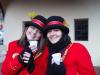 Carnevale di Nomaglio 2009: Cristina e Arianna si ristorano durante il rinfresco