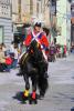 Il Primo Ufficiale Adriano sfila a cavallo all'Olmetto