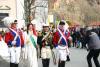 La Mugnaia Elena ed il Generale Damiano hanno tagliato la testa al gallo scortati da Claudio e Francesco