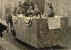 24/2/1952: le dame sfilano per l'Olmetto. Si riconoscono Anita Tua, Marina Peracca in Balma, Alda Balma e Flora Gianino